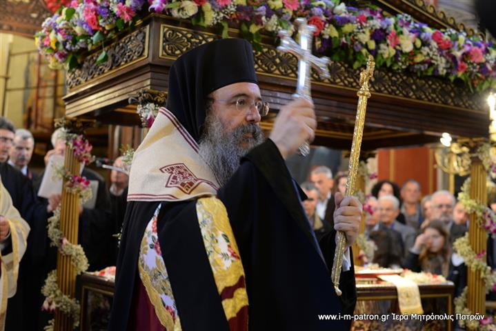 Ο Πατρῶν Χρυσόστομος: « Νά προσφέρωμε στόν Χριστό, ἀντί γιά ὀθόνια τόν ἐνάρετο βίο μας»